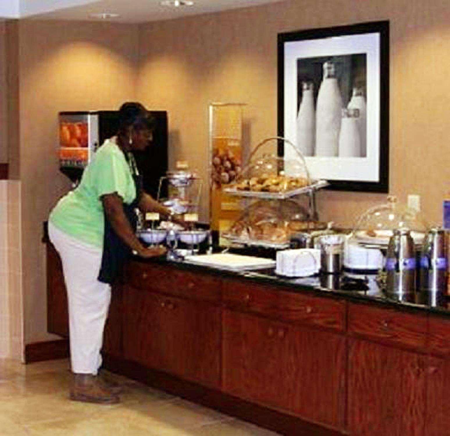 Hampton Inn & Suites Bloomington-Normal Restaurant billede
