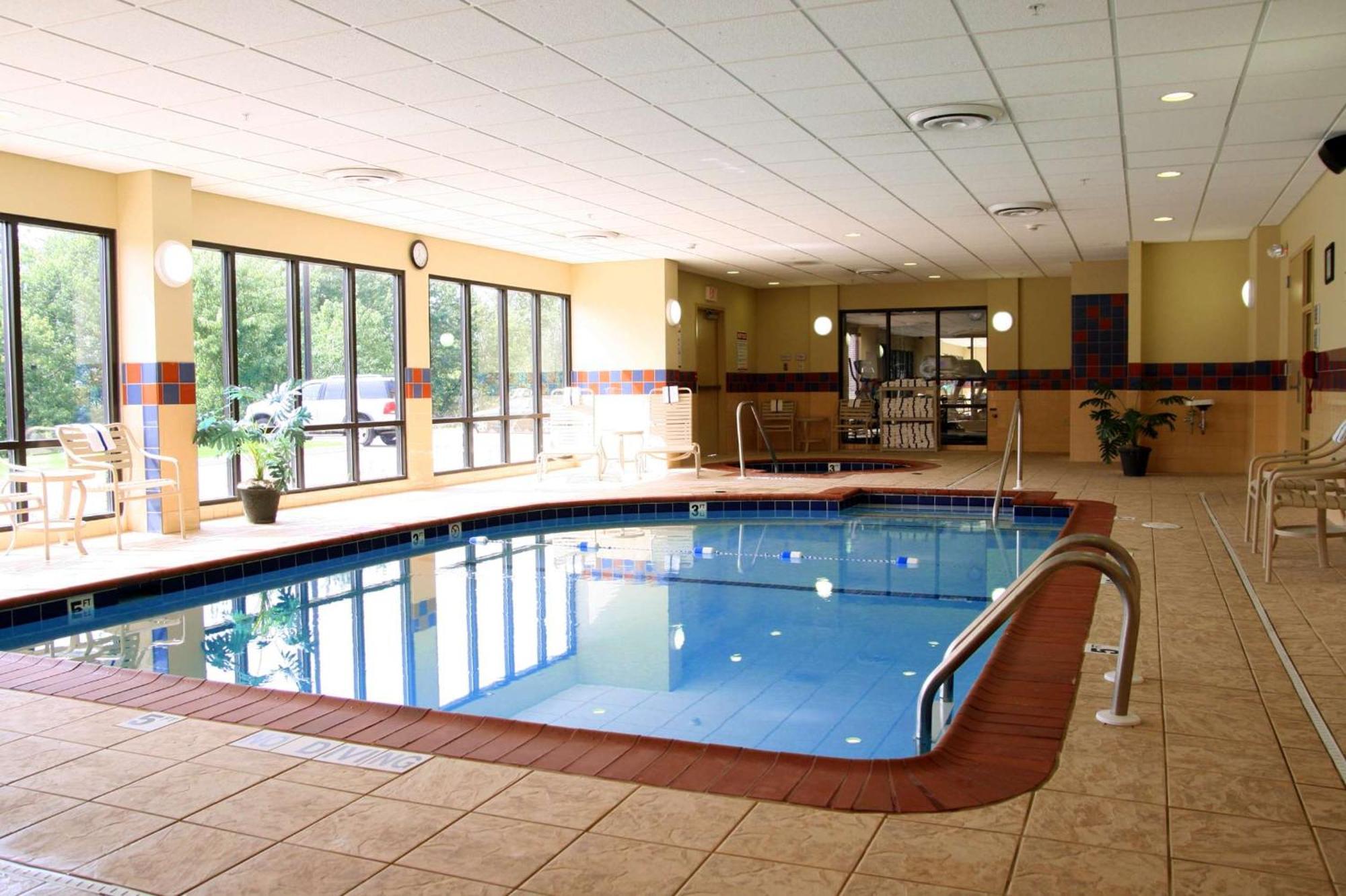 Hampton Inn & Suites Bloomington-Normal Eksteriør billede